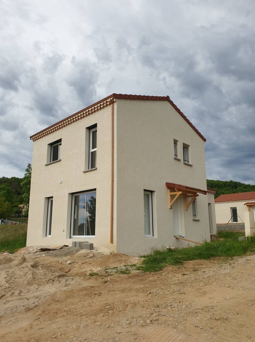 Villa neuve Félines proche autoroute