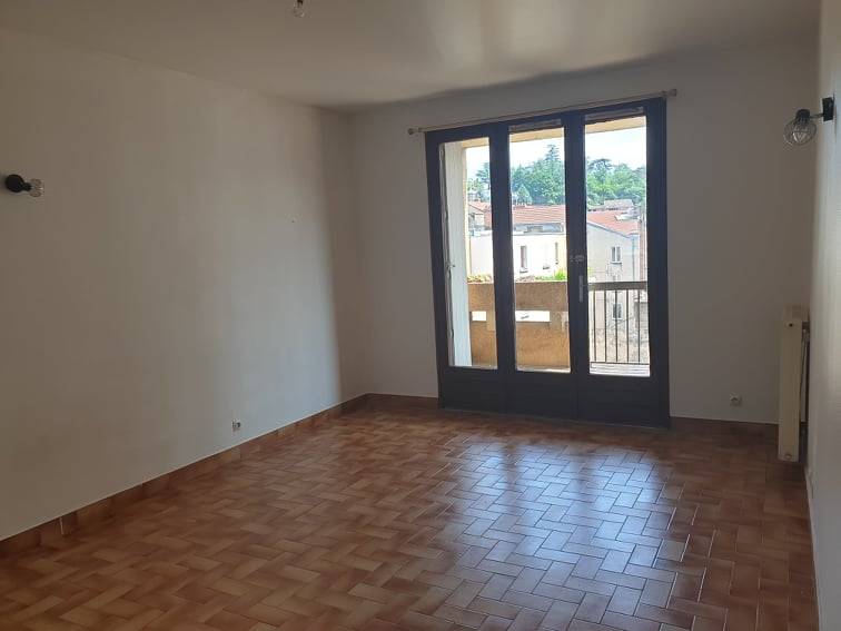 Appartement type 1 hyper centre Annonay avec ascenseur