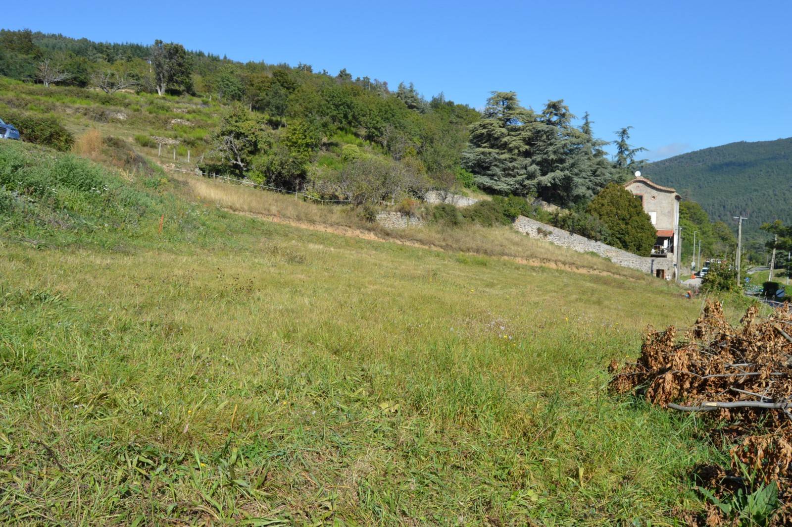 Terrain à Bâtir, 1053m² à Saint-Victor