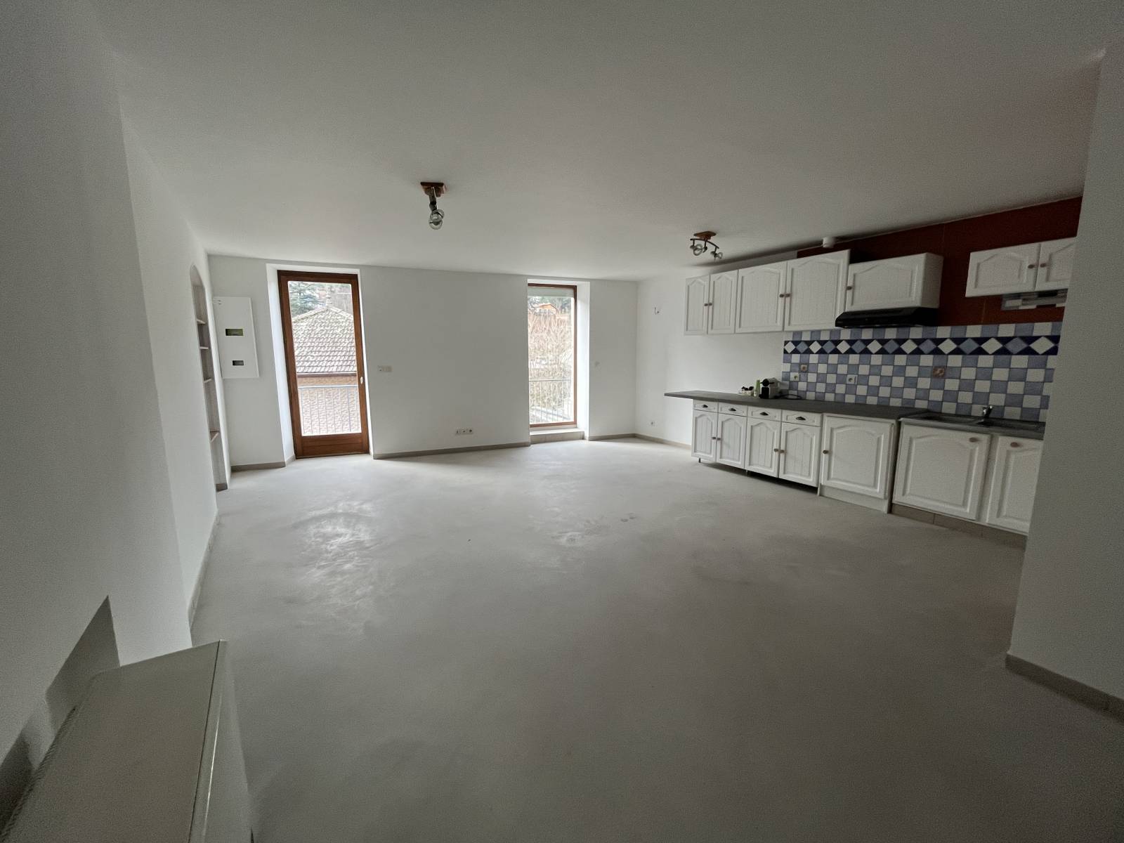 Location appartement T3 - 82.18m² - SATILLIEU