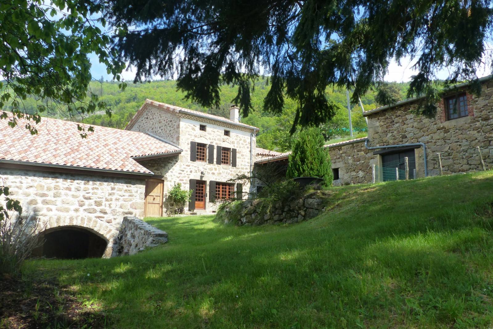 magnifique corps de ferme Ardèche
