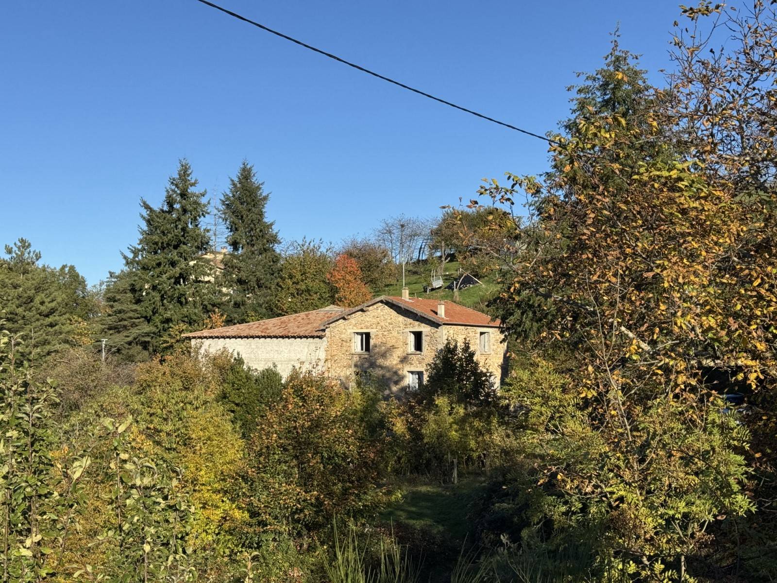 Ancienne ferme à rénover à SAINT-SYLVESTRE