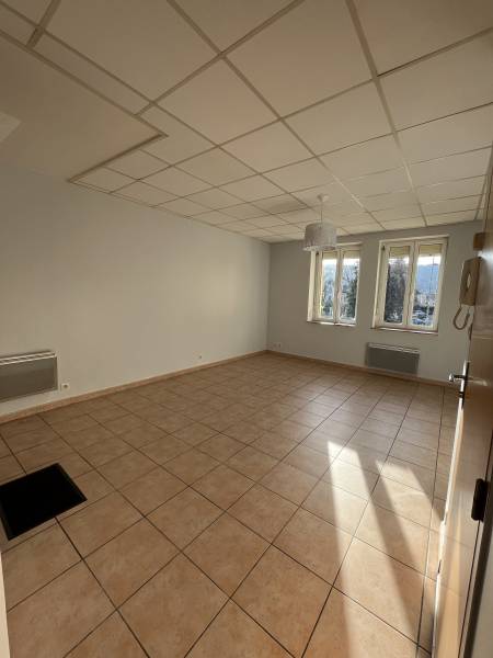 Appartement duplex T4 de 72m² - Terrasse de 30m² - SAINT VALLIER SUD
