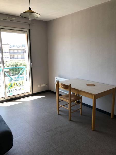 Studio meublé dans résidence sécurisée à Annonay centre ville