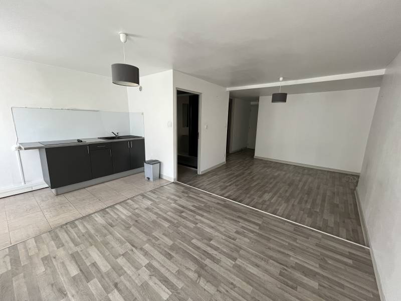Appartement T2 - 43m² - PLACE DES CORDELIERS