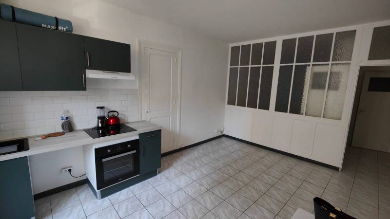 2 pièces 38.4 m² APPARTEMENT T2 dans le centre de BOULIEU