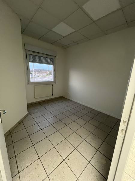 Bureaux à louer sur la commune de Davézieux