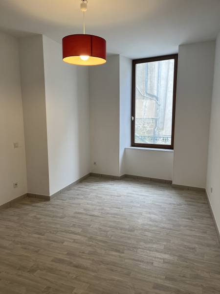 Location appartement T3 - 82.18m² - SATILLIEU