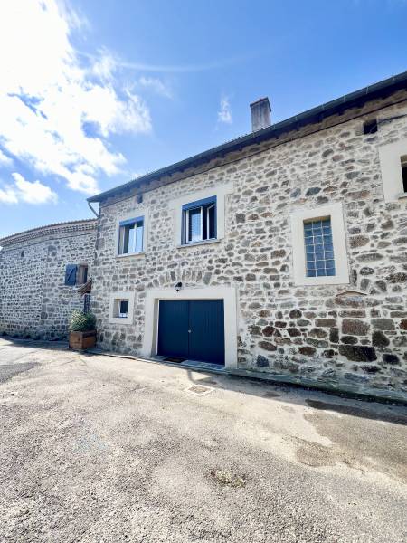 Maison en pierre 5 pièces à QUINTENAS