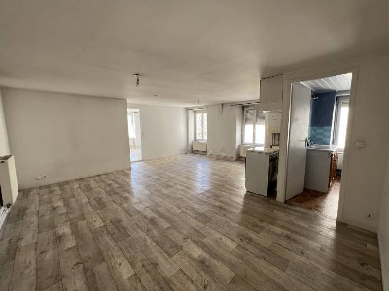 APPARTEMENT - HYPER CENTRE ANNONAY - 56M² - IDEAL INVESTISSEUR