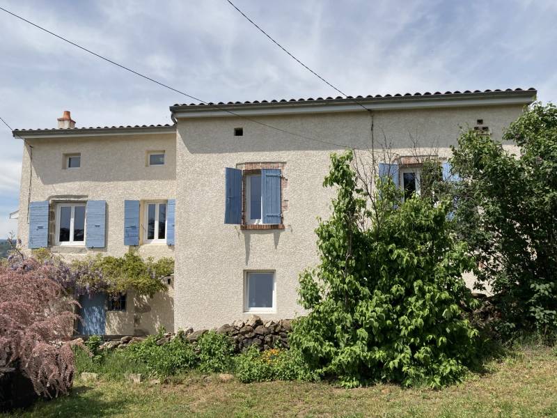 ANNONAY - QUARTIER VISSENTY - MAISON AVEC 1800 M² DE TERRAIN