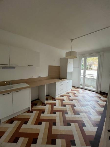 ST JULIEN MOLIN MOLETTE - Appartement traversant