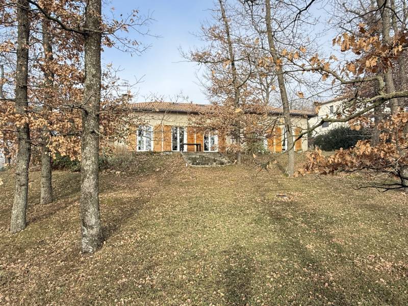 Maison - 162 m² - 6 pièces à DAVEZIEUX