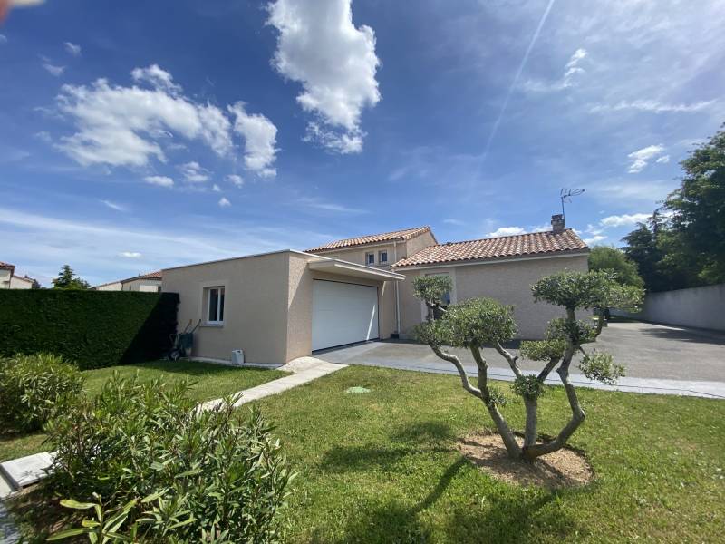 À vendre – Maison familiale à Davézieux