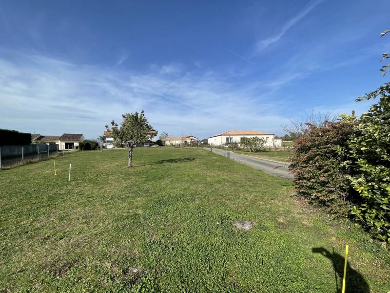 TERRAIN A BATIR 968m² VERNOSC LES ANNONAY