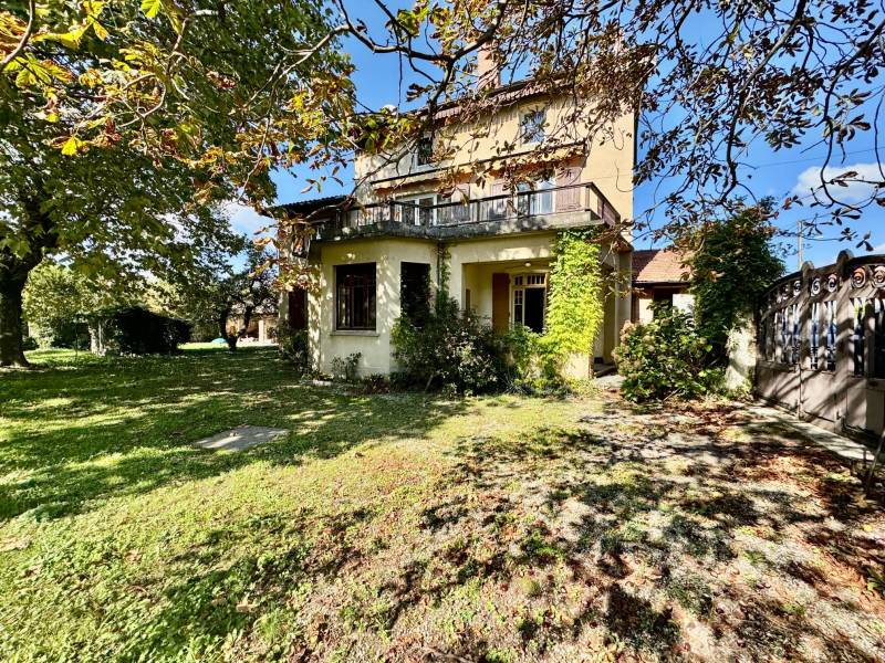 Bien de caractère à Annonay - Quartier recherché