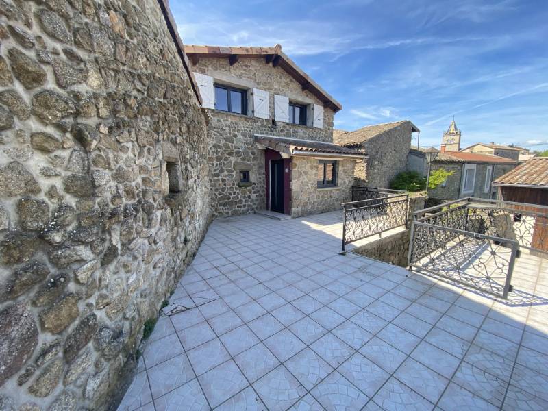 Maison de village 112m² avec 3 chambres et jardin à SAINT CYR