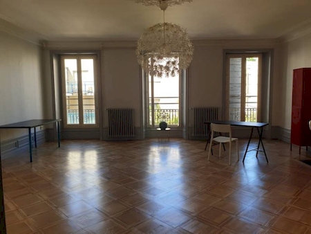 Appartement haussmannien avec terrasse