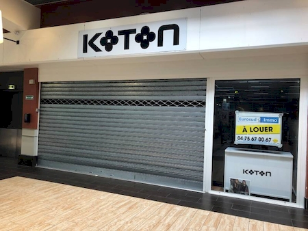 LOCAL COMMERCIAL dans une galerie marchande à Davézieux proche d'Annonay