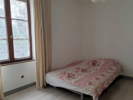 Studio centre-ville ANNONAY avec balcon