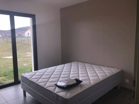 Maison meublée plain pied T4- FELINES