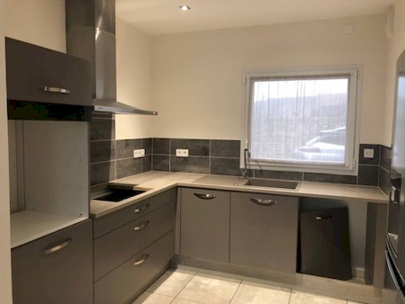 Maison en location sur la commune de DAVEZIEUX