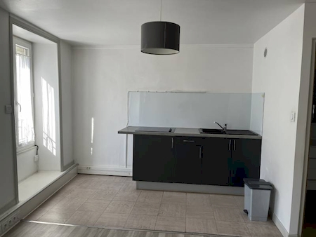 Appartement T2 - 43m² - PLACE DES CORDELIERS