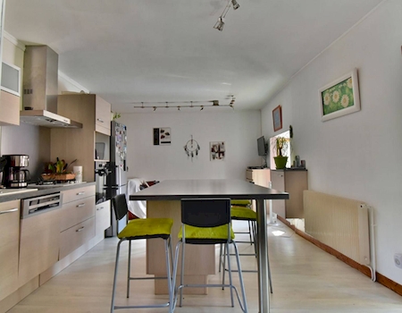 Maison en pierre 3 chambres  5 QUINTENAS AVEC GARAGE ET VÉRANDA