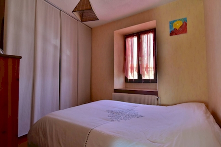 Maison en pierre 3 chambres  5 QUINTENAS AVEC GARAGE ET VÉRANDA