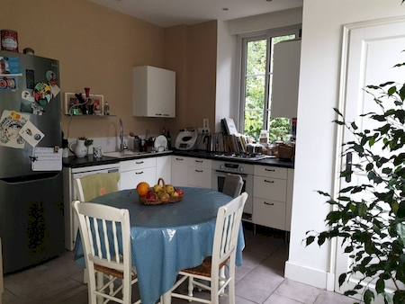 Rez-de-jardin à louer avec 3 chambres et extérieur dans Annonay