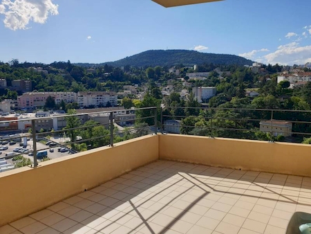 Exclu - Annonay Domaine de la Gare - Ascenseur