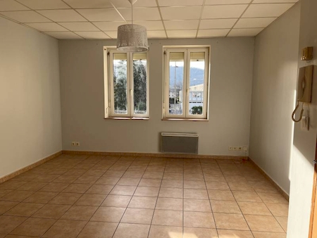 Appartement duplex T4 de 72m² - Terrasse de 30m² - SAINT VALLIER SUD