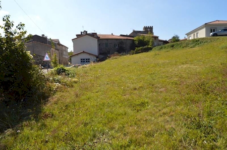 Terrain à Bâtir, 1053m² à Saint-Victor