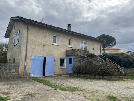 Maison 85m² avec sous-sol complet & terrain clos de 1650m² à ROIFFIEUX