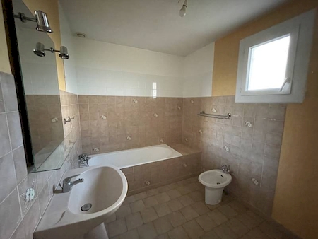 Location villa Anneyron