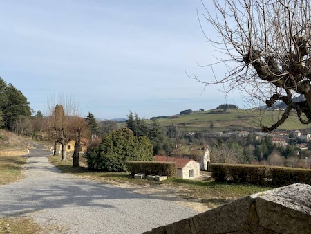 Propriété avec parc arboré proximité centre village BOURG-ARGENTAL