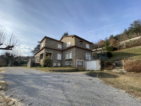 Propriété avec parc arboré proximité centre village BOURG-ARGENTAL