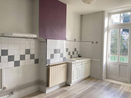 Appartement T4 avec balcon à Annonay