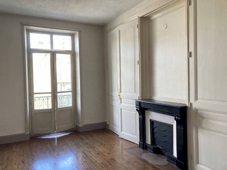 Appartement T4 avec balcon à Annonay