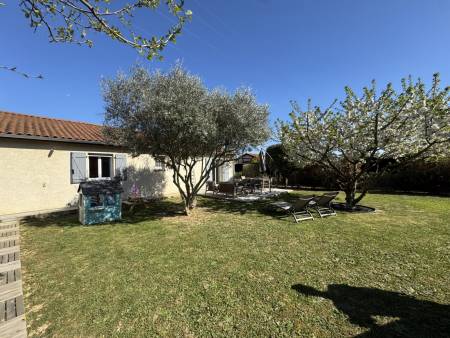 Villa T4 plain pied entièrement rénovée