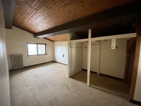 Maison de village 113m² avec 4 chambres et jardin à SAINT CYR