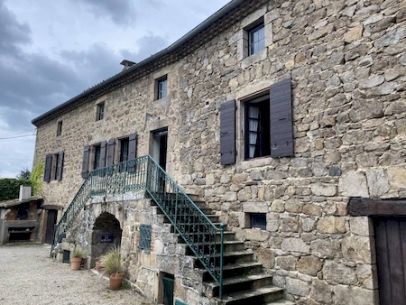 PEAUGRES - MAISON EN PIERRE AVEC 3 CHAMBRES