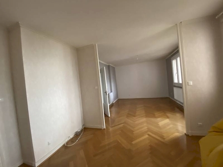 3 PIÈCES 72.32 M² APPARTEMENT T3 AVEC CAVE ET GARAGE, RESIDENCE BEL AIR