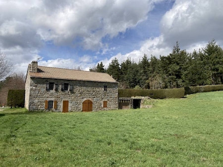 DEVESSET - Maison en pierre de Plain-pied avec terrain