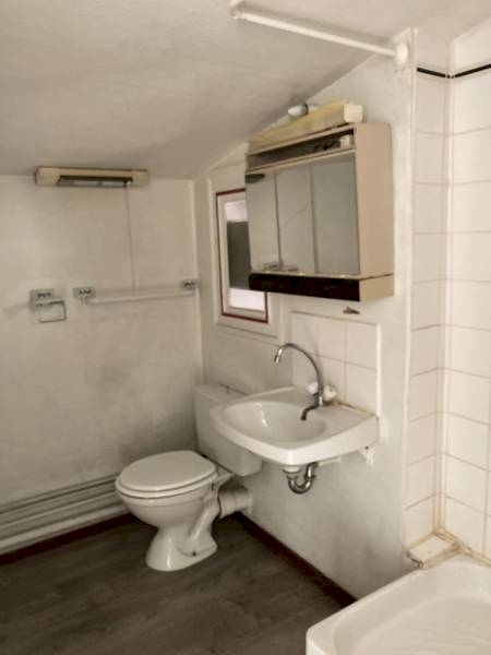 ANNONAY - Immeuble proche de la place des Cordeliers