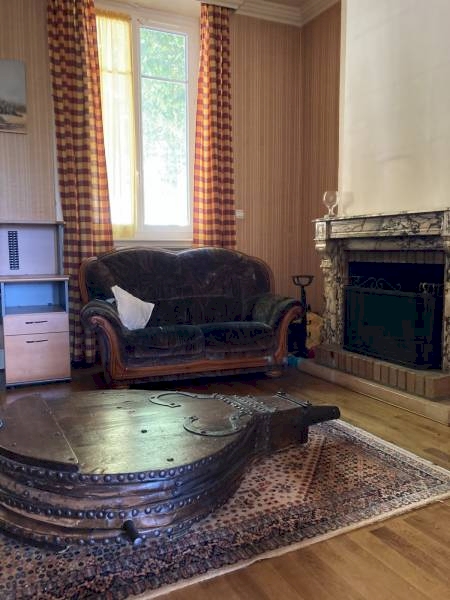 ANNONAY- DOMAINE DE LA GARE-MAISON DE CARACTERE AVEC JARDIN ET PISCINE