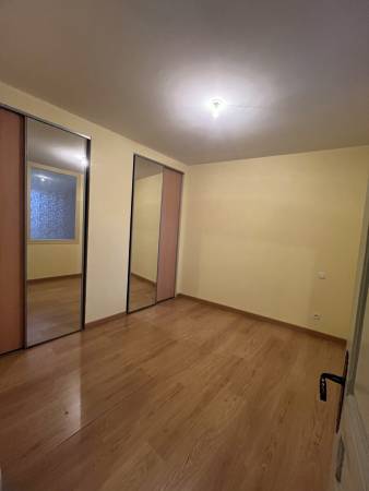APPARTEMENT T3 dans le centre de BOULIEU