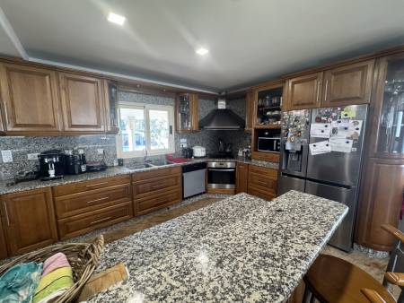 Villa T5 avec piscine à ANNEYRON