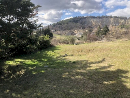 MAISON EN PIERRE AVEC DEPENDANCES ET TERRAIN A ECLASSAN