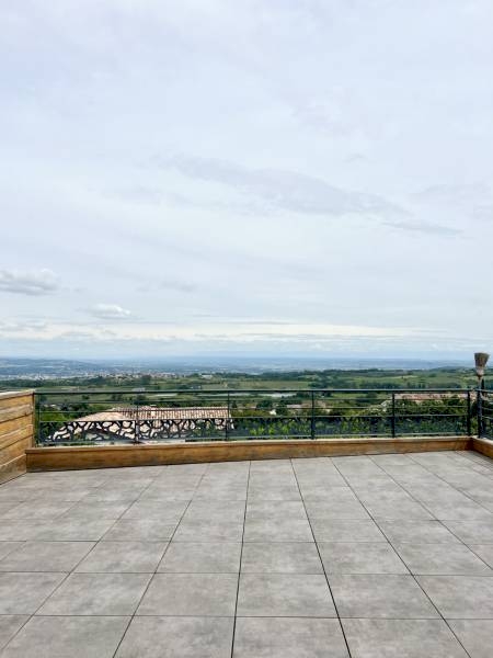 Maison d'habitation avec sous sol 4 pièces 90m² avec terrain de 1000m²